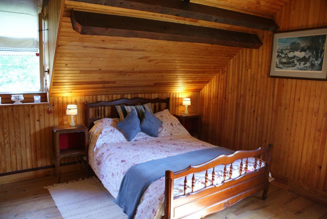 Maison Lacoste Bed & Breakfast Campan
