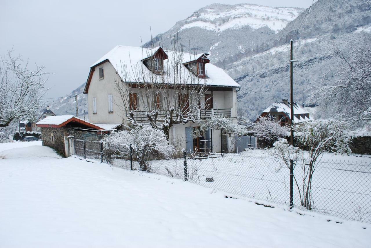 Maison Lacoste Bed & Breakfast Campan